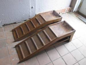 lot 151 image: Pair of Metal Car Ramps  CLR...