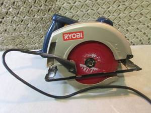 lot 153 image: Ryobi CSB123 Electric 7 14 Circul...