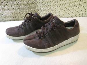 lot 174 image: Pair of Mens K-Swiss Suede Shoes S...