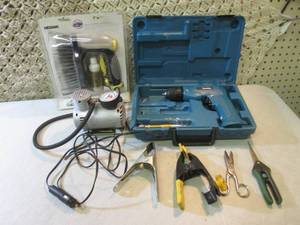 lot 175 image: Lot of Misc See Photos  RM2...