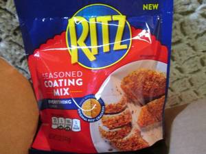 lot 207 image: Ritz Seasoned Coating Mix Everythin...