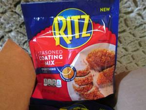 lot 208 image: Ritz Seasoned Coating Mix Everythin...