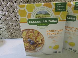 lot 247 image: 5 Boxes Organic Honey Oat Crunch Ce...