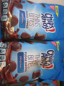 lot 291 image: 12 Bags of Chips Ahoy Thins Bites F...