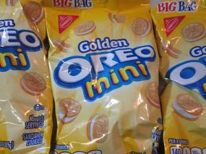 lot 292 image: 12 Bags of Golden Oreo Mini Cookies...