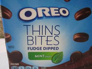 lot 296 image: Box with 8 Bags of Oreo Thins Bites...