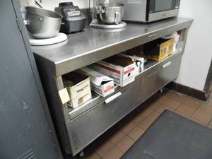 lot 18 image: Stainless Steel Table w Drawers
