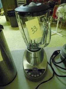 lot 33 image: Black & Decker Blender