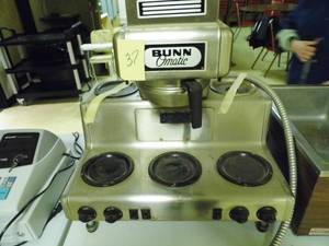 lot 37 image: Bunn Coffee Maker