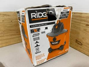lot 10 image: Rigid 9 Gal. 4.25-Peak HP NXT WetDry Vac