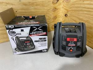lot 21 image: SCHUMACHER Battery Extender 12-Volt, 1,200 Amp Battery Jump Starter