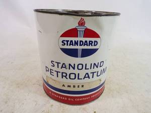 lot 10 image: 10 Pound Standard Stanolind Petrolatum Can