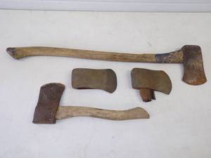lot 27 image: Vintage Axe, Hatchet and 2 Axe Heads