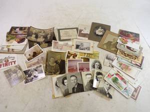 lot 110 image: Vintage Photos and 20th Century Postcards
