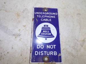 lot 115 image: Vintage Bell System Porcelain Underground Cable Sign