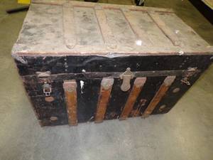 lot 127 image: Antique Trunk