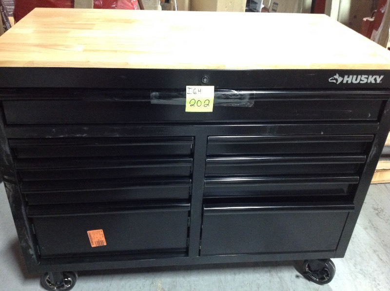 Husky 46 In W 9 Drawer Deep Tool Chest Mobile Workbench In Black