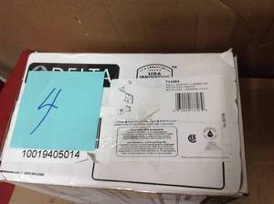 lot 4 image: Ashlyn 1-Handle Pressure Balance Tub and Shower Faucet Trim Kit in Chrome (Valve Not Included) in good condition
