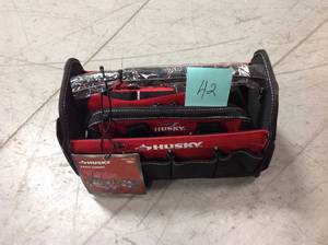 lot 42 image: Husky 15 in. Tool Tote, 12 in. Tool Bag, 20 in. Duffle 3-Bag Combo not used