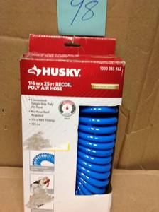 lot 98 image: Husky 14 in. x 25 ft. Polyurethane Recoil Air Hose in good condition