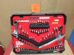 lot 8 image: Husky SAEMM Ratcheting Wrench Set with Stubby (30-Piece) in good condition