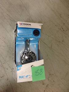 lot 88 image: MOEN Attract 6-Spray 4 in. 1.75 GPM Handheld Shower with Magnetix in Chrome in good condition