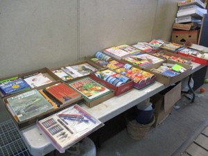 Household Lot & Books