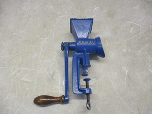 Vintage Gesch Kitchen Grinder