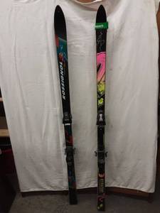 lot 2 image: 2-Pair Downhill Skis (K-2 & Rossignol)