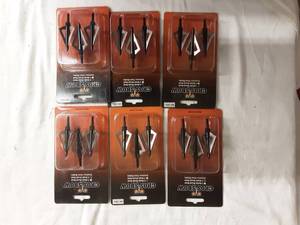lot 19 image: New 6 Packages  Cross Bow Broad Heads (4-3 Blade, 2-4 Blade)