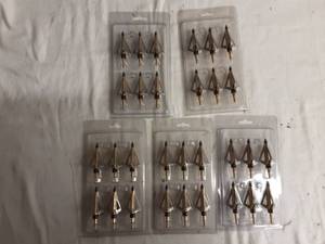 lot 21 image: 5-New Packages (6- Each) 3 Blade Broad Heads