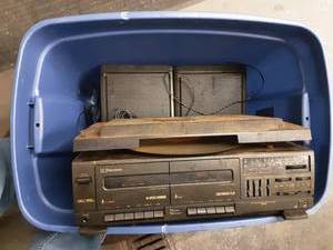 lot 46 image: Emerson AMFM, Cassette, Turn Table With Speakers (Includes Tote)