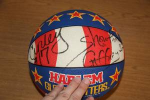 1994 Harlem Globetrotters Basketball Multiple Auto
