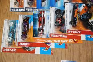Hot Wheels Lot 22  15 Cars