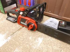 lot 4 image: Craftsman 12 40 volt Lithium Ion Chainsaw with battery & charger. Tested & works. As Shown. SEE TERMS