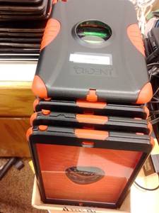 lot 975 image: Trident Ipad Covers, NEW (12)