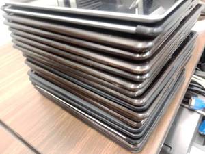 lot 1197 image: iPad Model A1395, (17) most with protective Case.