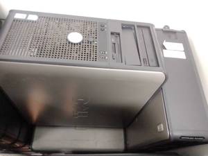 lot 986 image: Dell Computer Towers (11) Mostly working, some may be parts only.