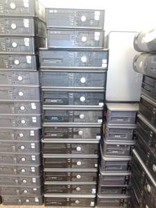 lot 987 image: Dell Computer Towers (12) Mostly working, some may be parts only.
