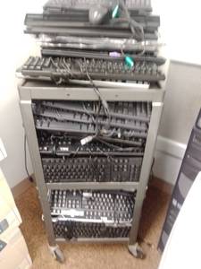 lot 991 image: HUGE Lot of Wired Keyboards WITH cart.