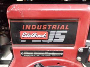 lot 886 image: Briggs and Stratton Industrial Edelbrock Plus Motor engine, Briggs and Stratton, Have Run, but never used.