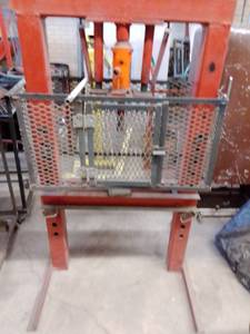 lot 919 image: Original one of a kind, Hydraulic Metal bender.