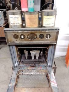 lot 1137 image: Vinyl Dispersion Mix and Colorant with baking oven, on rolling Frame.