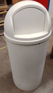 lot 1409 image: Commercial Rugs () and Commercial Trash Can
