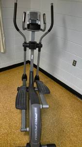 lot 1433 image: ProForm 390E Elliptical, iPad compatible with monitor.