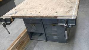 lot 808 image: Wilton Vices (4) Workbench with Locker