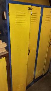lot 1270 image: Large Amount Project Woods, all sizes and variety, cabinets with woodworking plans and lockers included. 