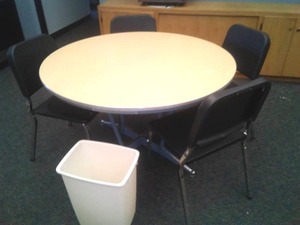 lot 856 image: Vintage round conference table, chairs (4) excellent