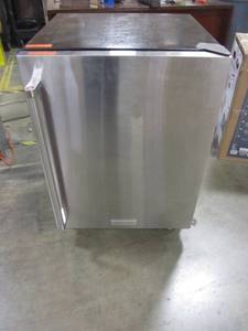 lot 15 image: KitchenAid 4.9-cu ft Built-InFreestanding Mini Fridge (Stainless Steel) KURR104ESB