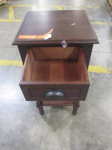 lot 51 image: Espresso Composite Casual End Table FR1620